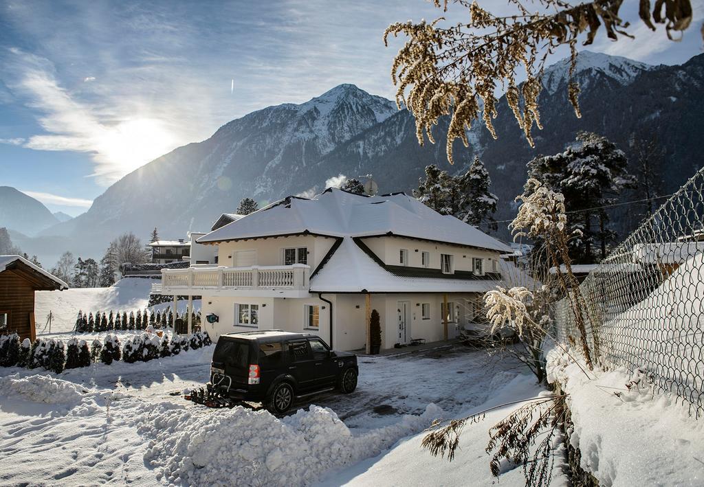 Ambach 3*